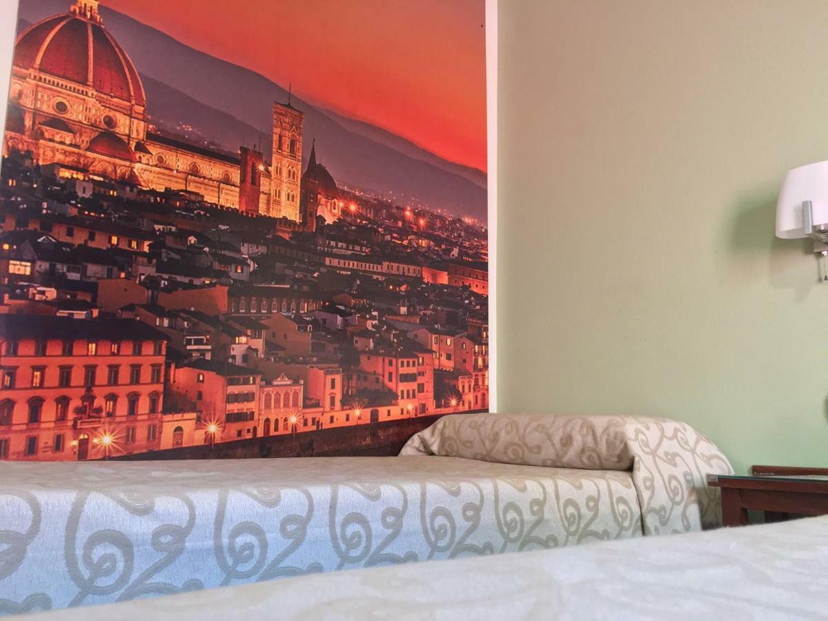 Bed and Breakfast Residencial Italia Cordova Esterno foto