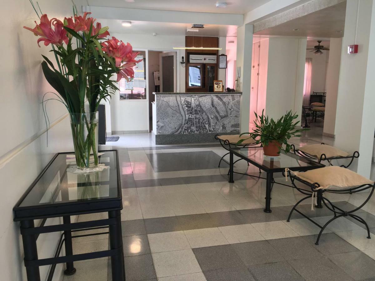 Bed and Breakfast Residencial Italia Cordova Esterno foto
